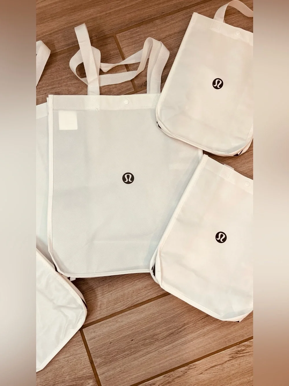 Lululemon Reusable Shopping Bag Bundle | 2 Large + 4 Small | White Logo Totes